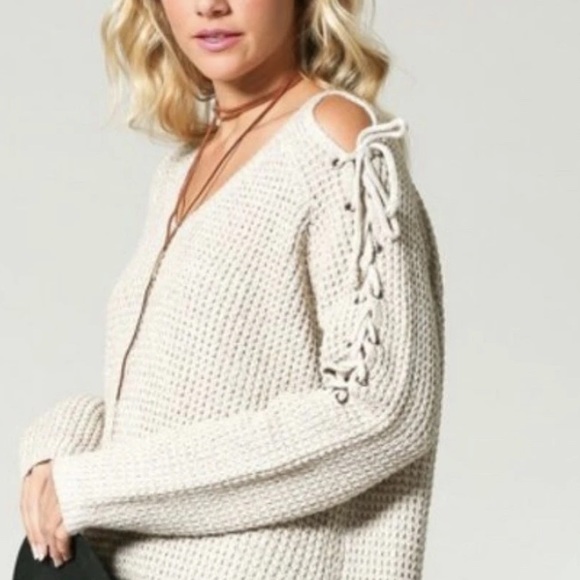 Kye Mi Cold Shoulder Oatmeal Waffle Tie Sweater S - Picture 6 of 10